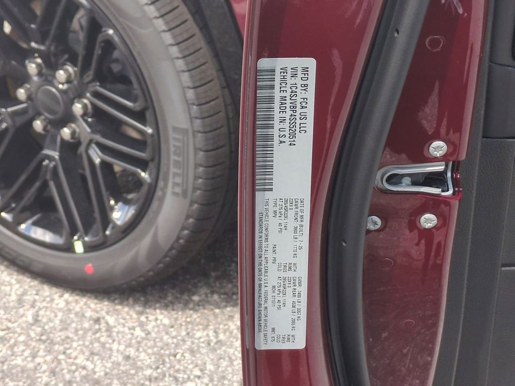 Thumbnail: 2025 Jeep Wagoneer - 18