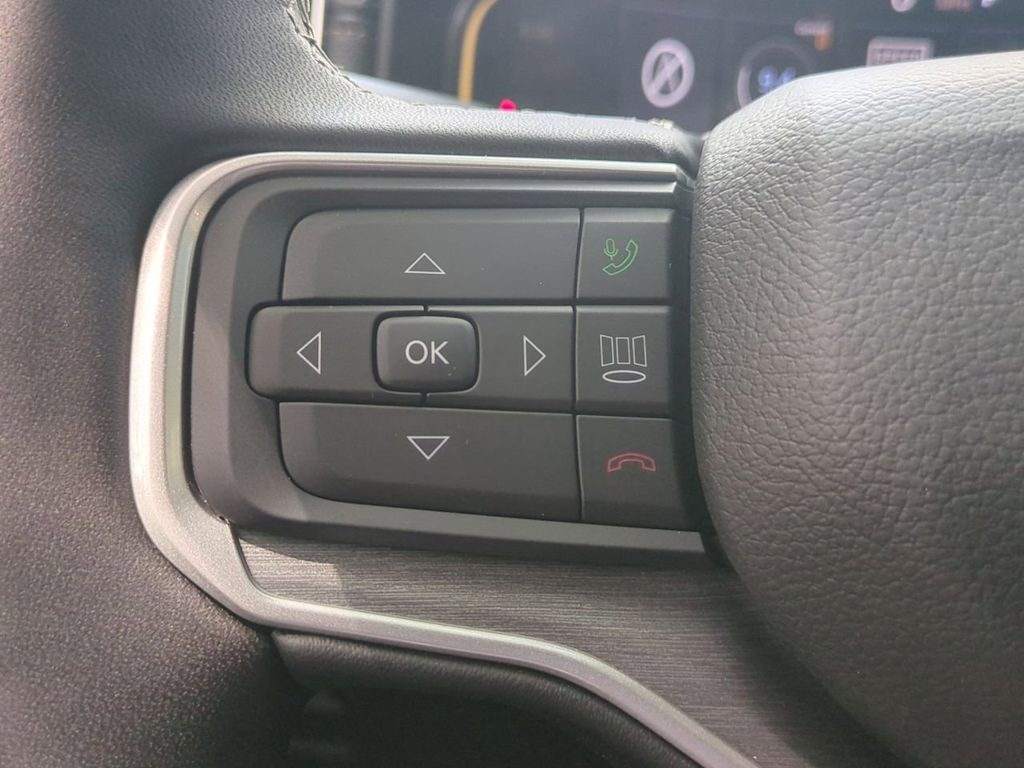 Thumbnail: 2025 Jeep Wagoneer - 29