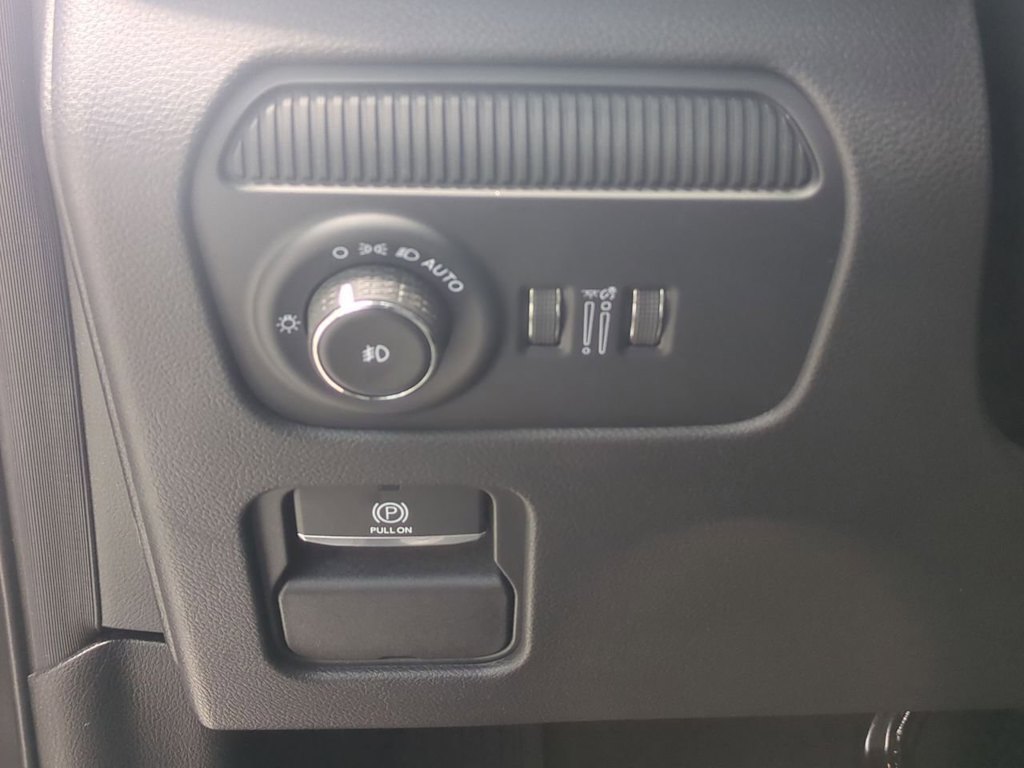 Thumbnail: 2025 Jeep Wagoneer - 25