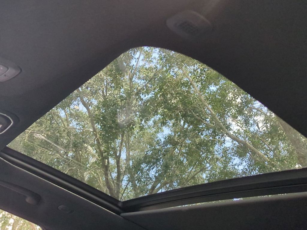 Thumbnail: 2025 Jeep Wagoneer - 27