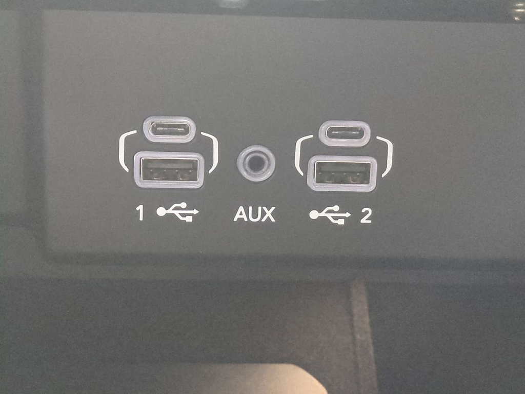 Thumbnail: 2025 Jeep Wagoneer - 35