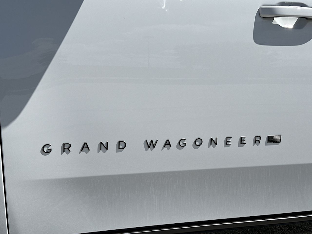 Thumbnail: 2026 Jeep Grand Wagoneer - 25