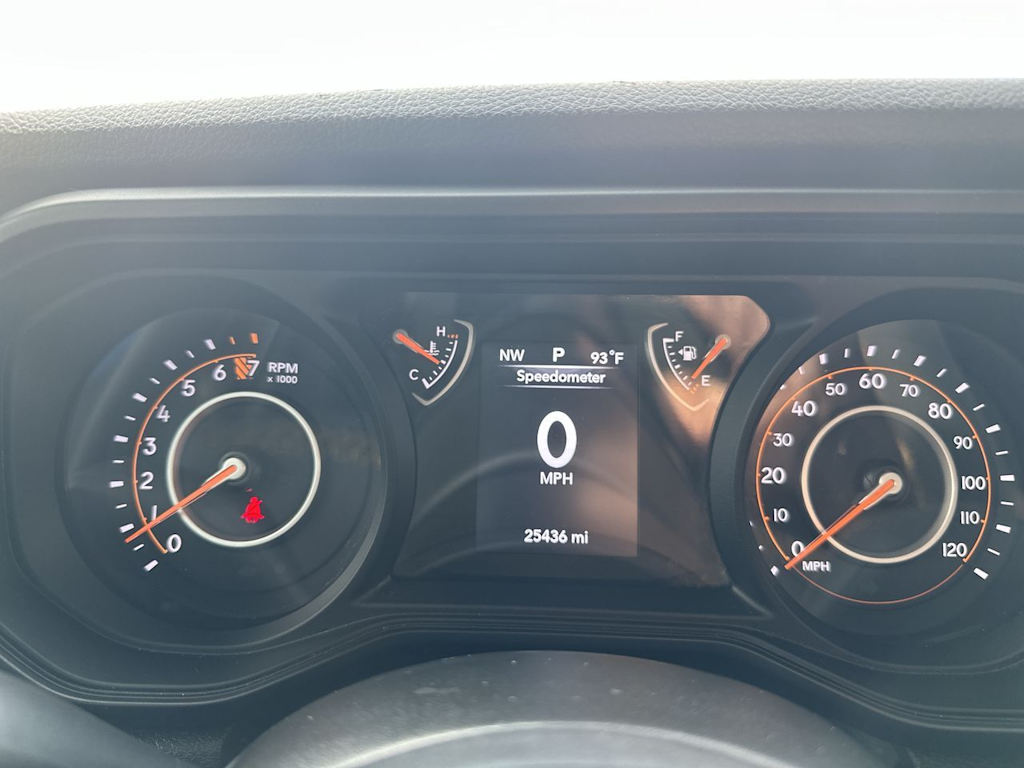 Thumbnail: 2024 Jeep Gladiator - 16