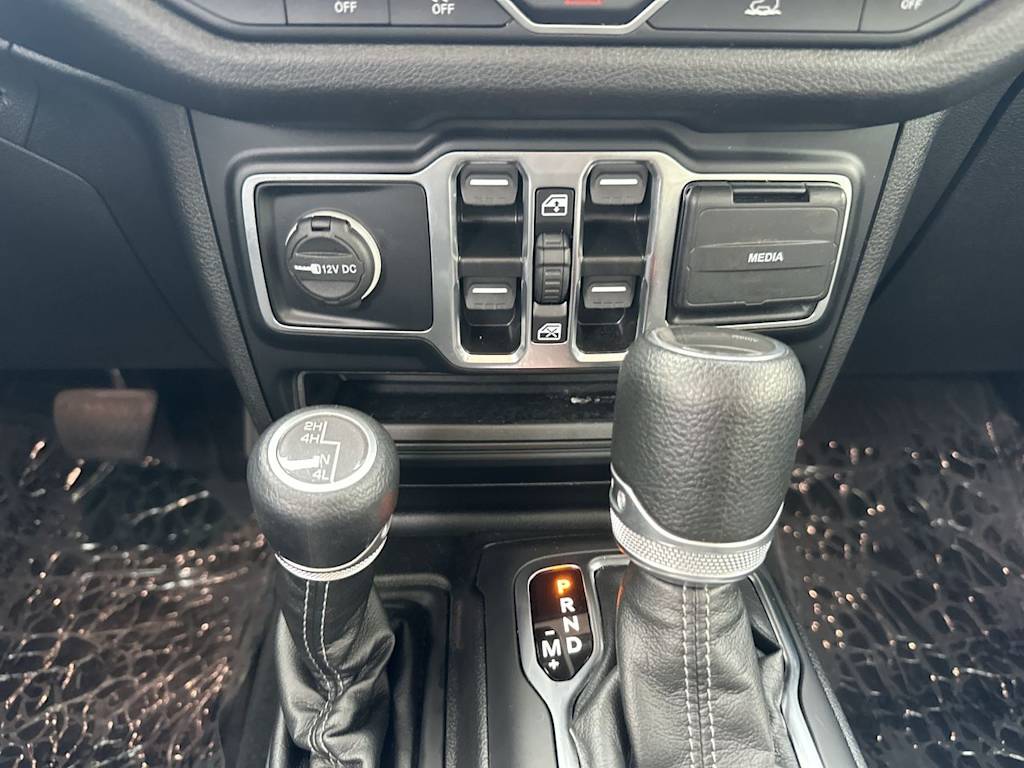 Thumbnail: 2024 Jeep Gladiator - 33
