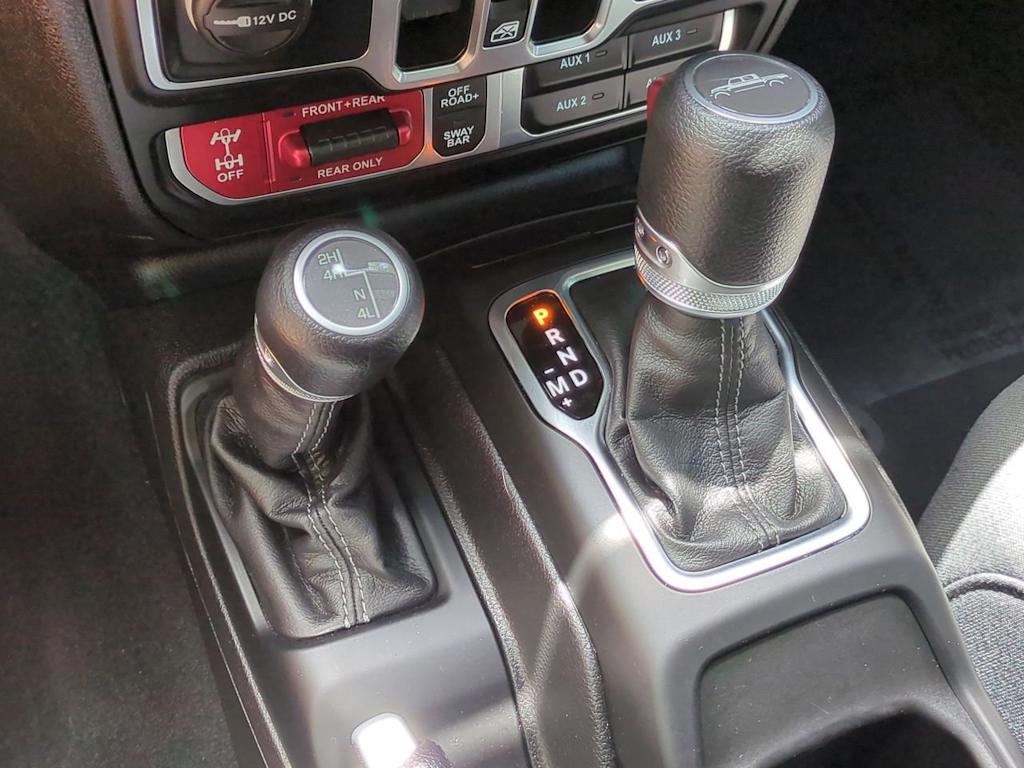 Thumbnail: 2024 Jeep Gladiator - 16