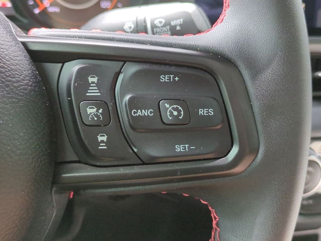 Thumbnail: 2024 Jeep Gladiator - 31