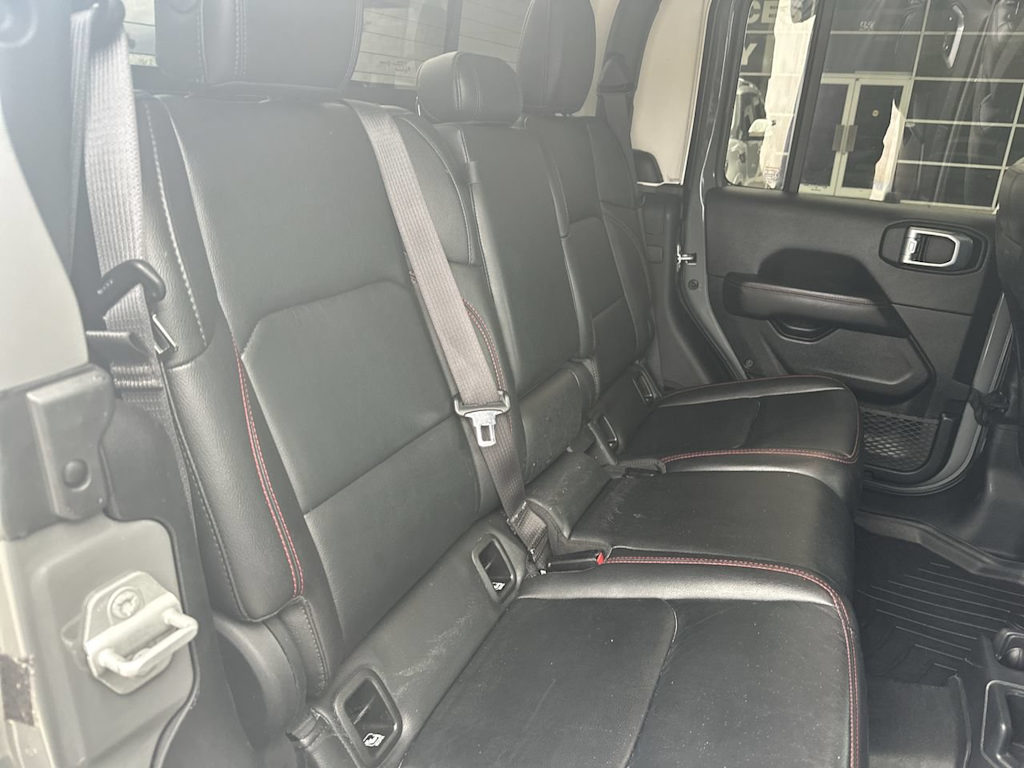 Thumbnail: 2021 Jeep Gladiator - 28