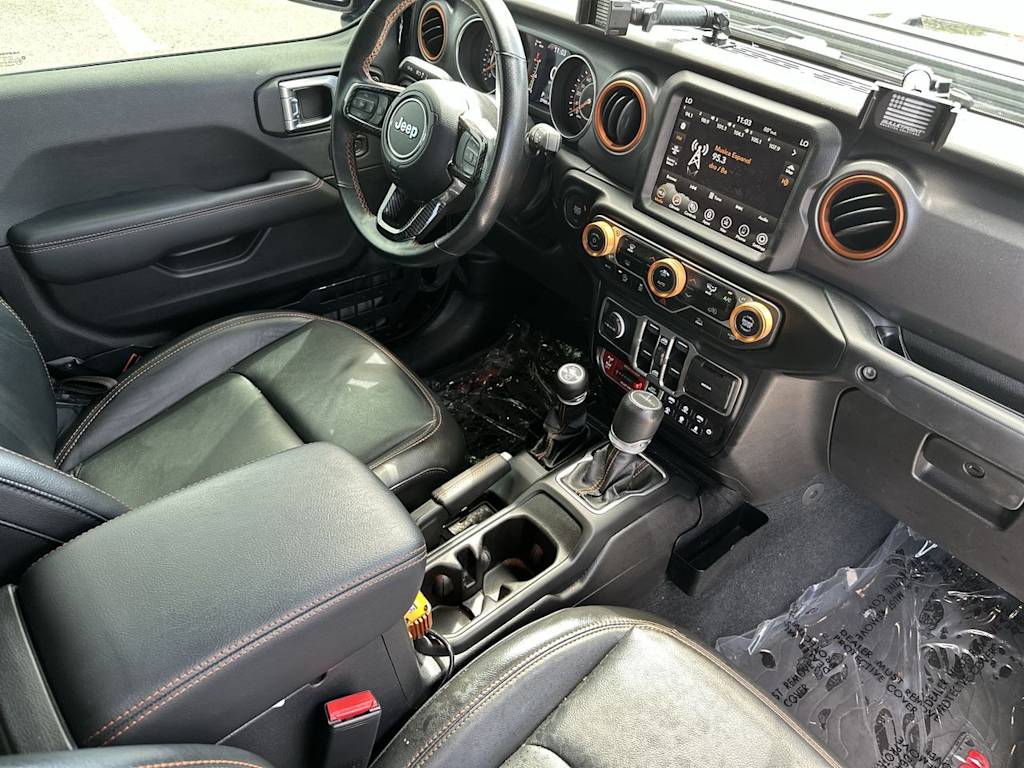 Thumbnail: 2023 Jeep Gladiator - 14