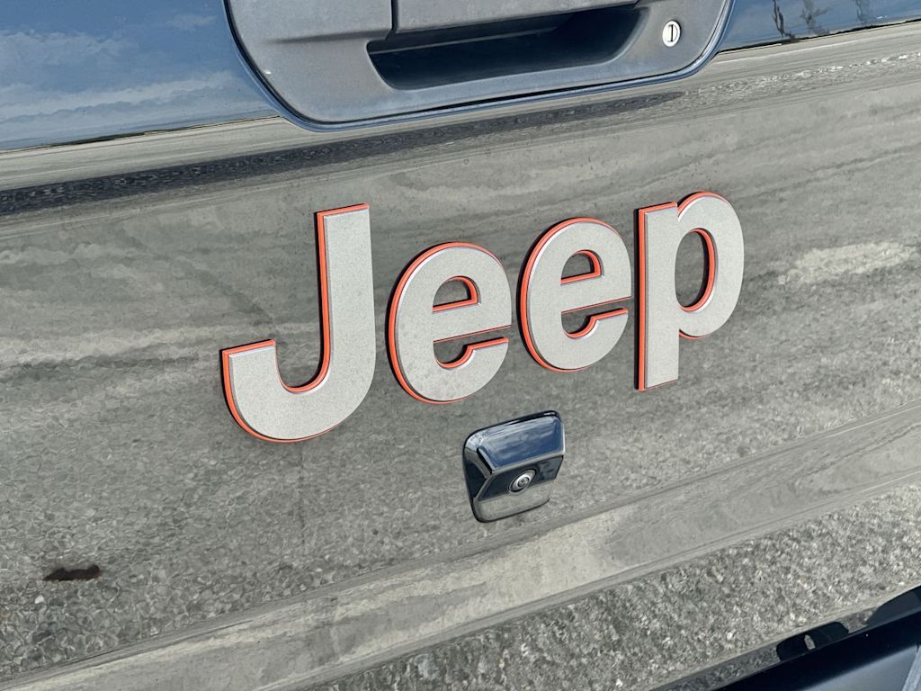 Thumbnail: 2023 Jeep Gladiator - 7