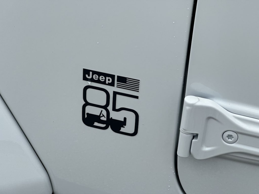 Thumbnail: 2026 Jeep Gladiator - 21