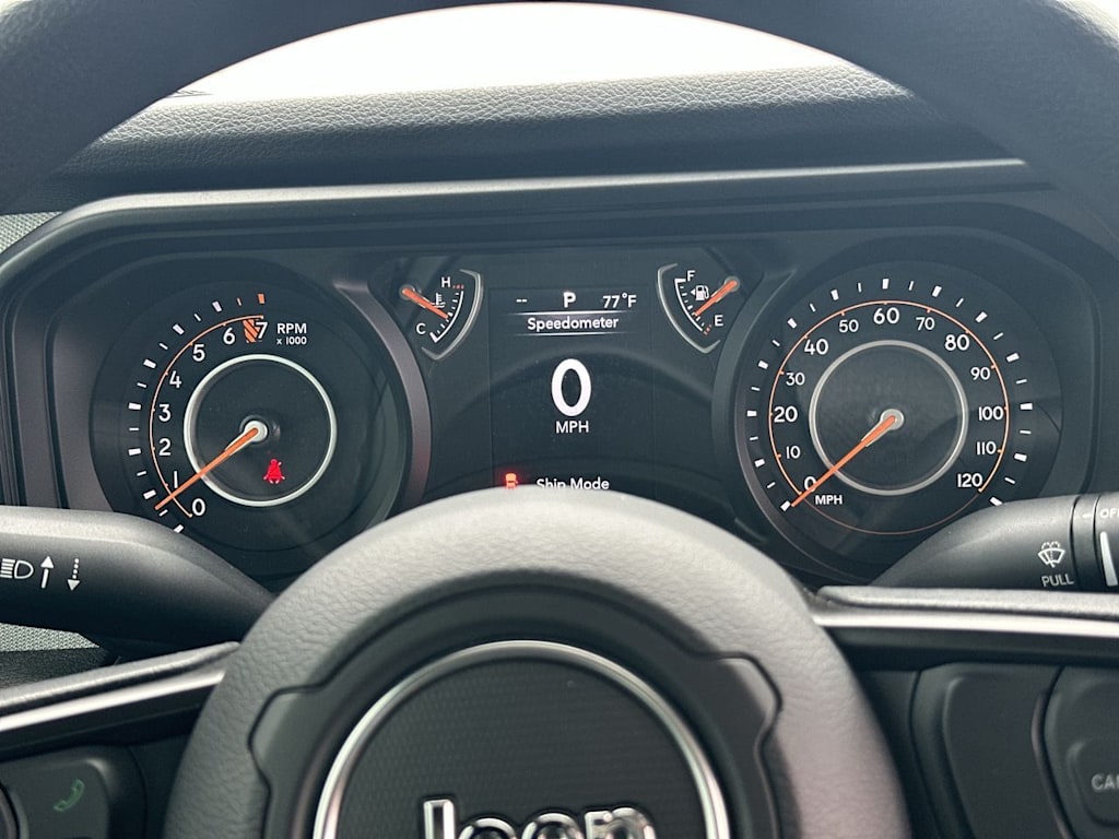 Thumbnail: 2026 Jeep Gladiator - 16