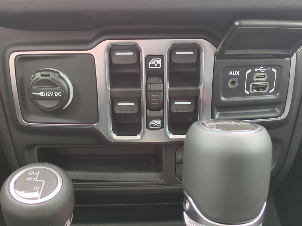 Thumbnail: 2026 Jeep Gladiator - 35