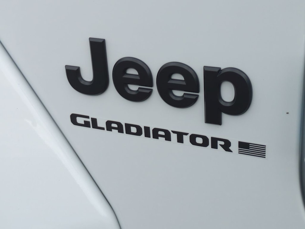 Thumbnail: 2026 Jeep Gladiator - 7