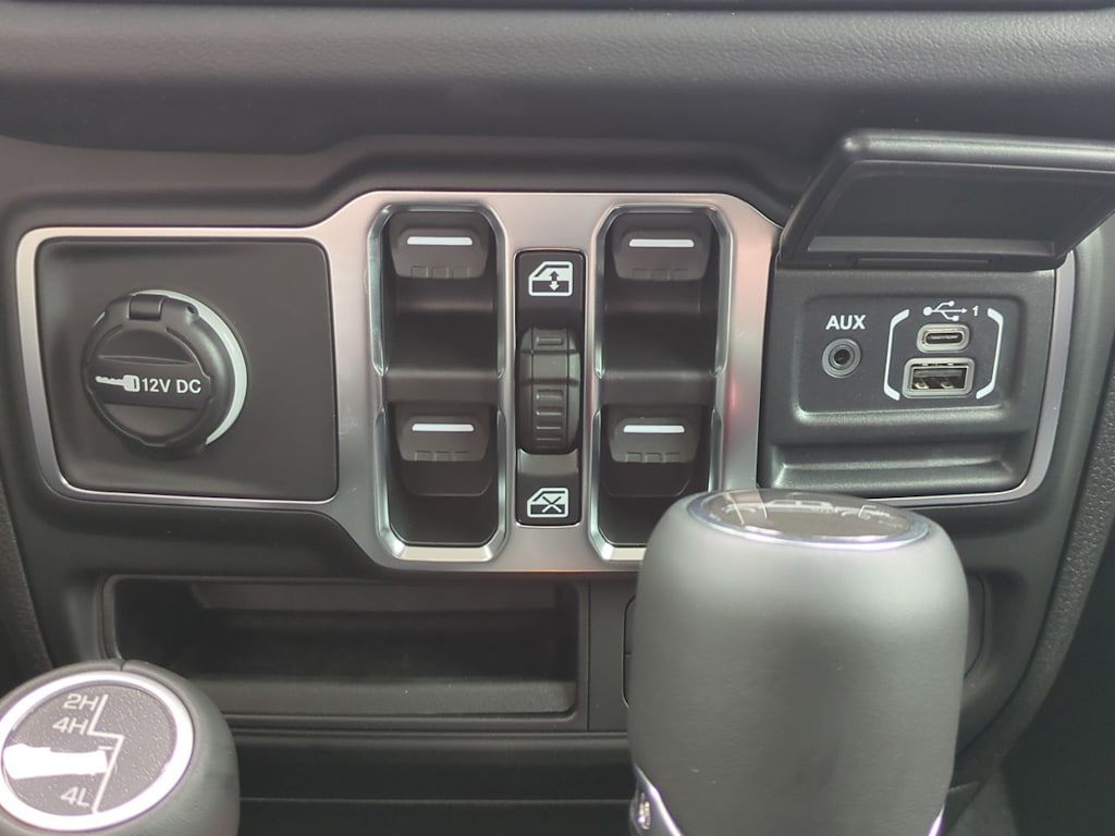 Thumbnail: 2026 Jeep Gladiator - 36