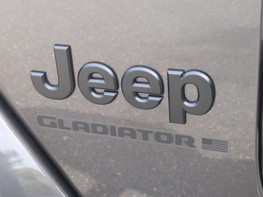 Thumbnail: 2026 Jeep Gladiator - 25
