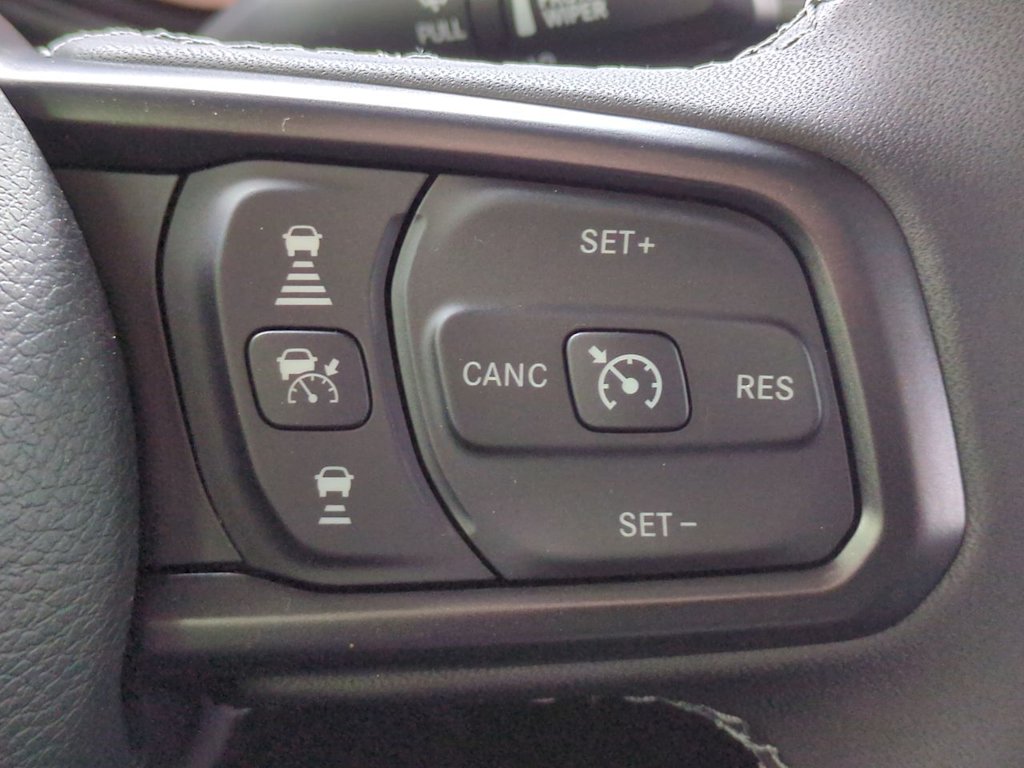 Thumbnail: 2026 Jeep Gladiator - 30