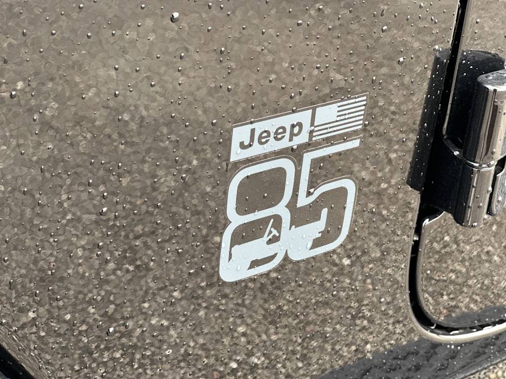 Thumbnail: 2026 Jeep Gladiator - 17