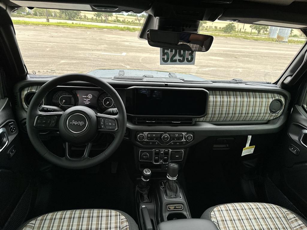 Thumbnail: 2026 Jeep Gladiator - 2