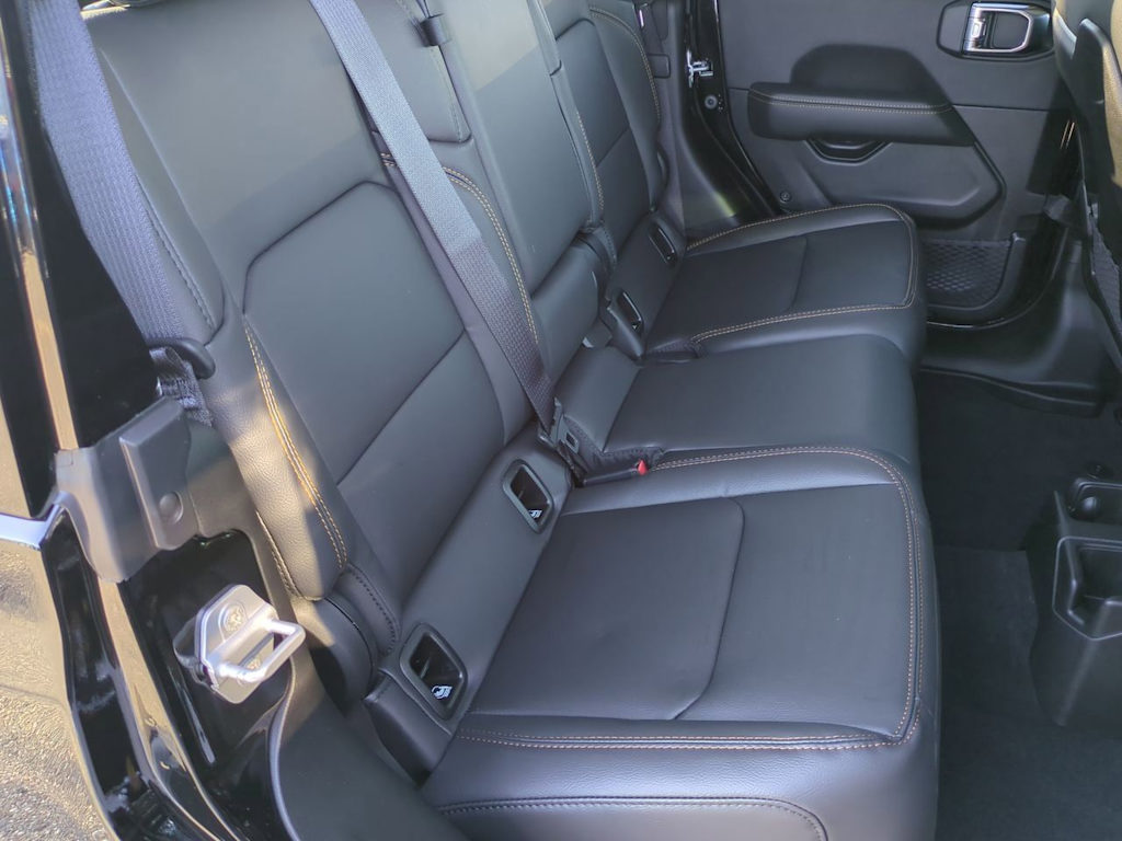 Thumbnail: 2025 Jeep Gladiator - 27