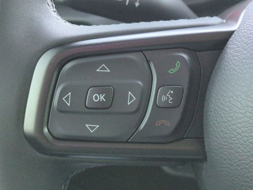 Thumbnail: 2025 Jeep Gladiator - 29