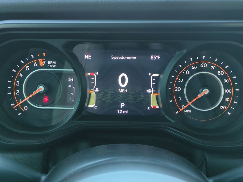 Thumbnail: 2025 Jeep Gladiator - 16