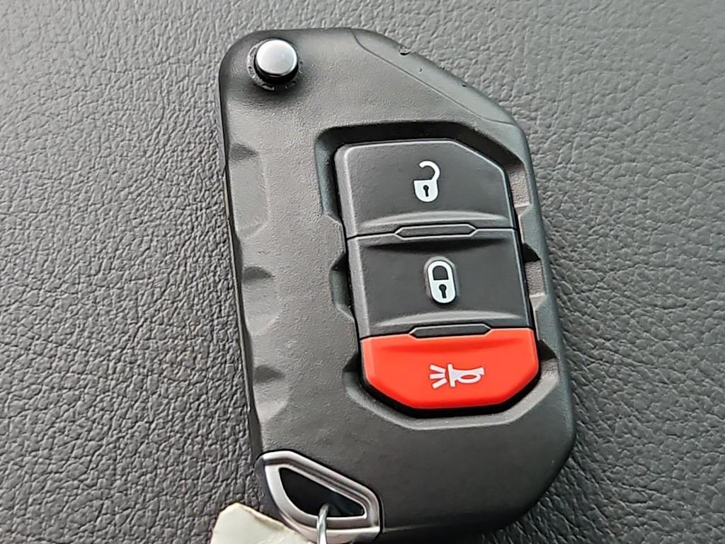 Thumbnail: 2025 Jeep Gladiator - 19