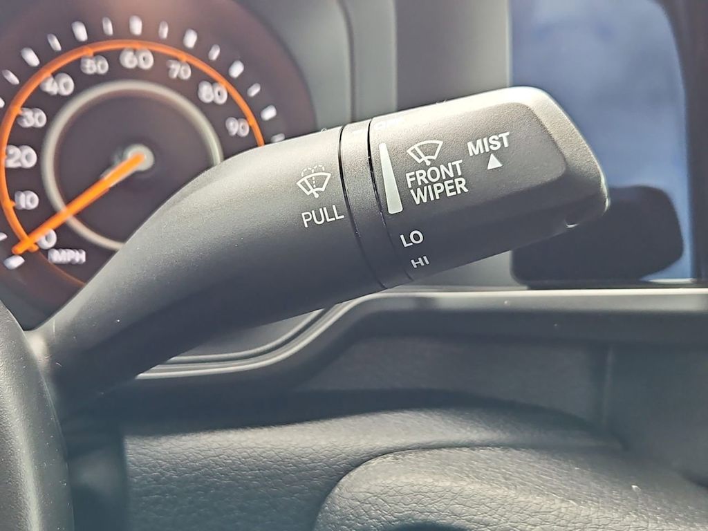 Thumbnail: 2025 Jeep Gladiator - 17