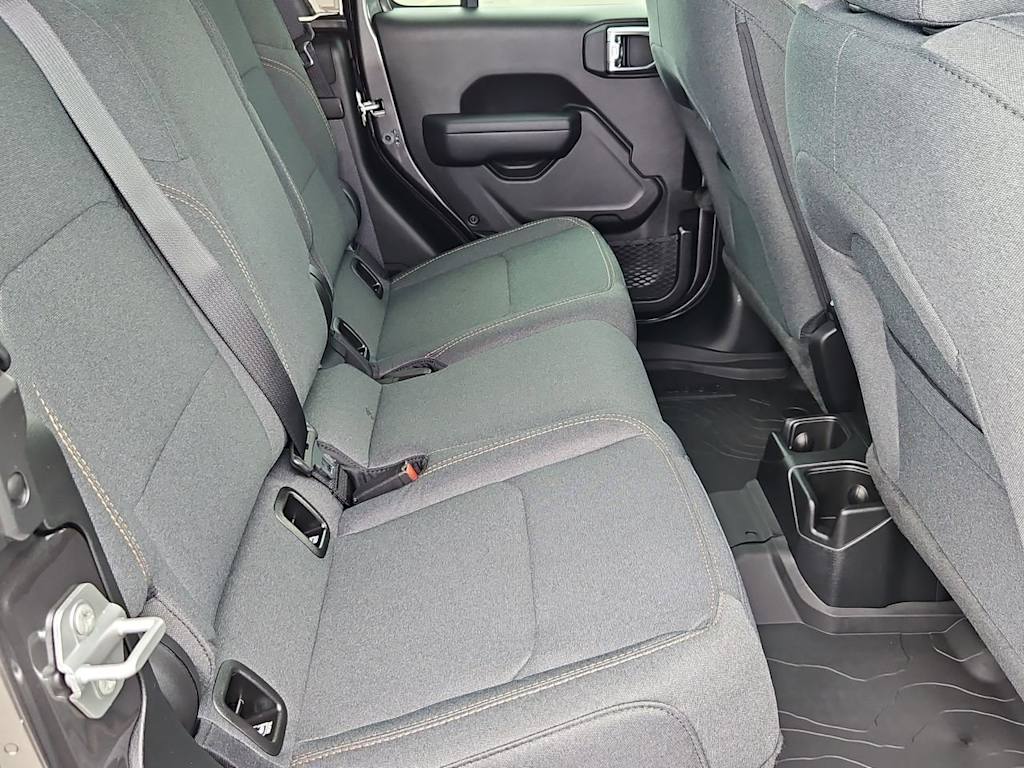 Thumbnail: 2025 Jeep Gladiator - 27