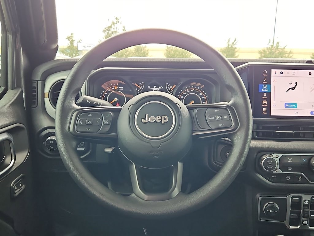 Thumbnail: 2025 Jeep Gladiator - 14