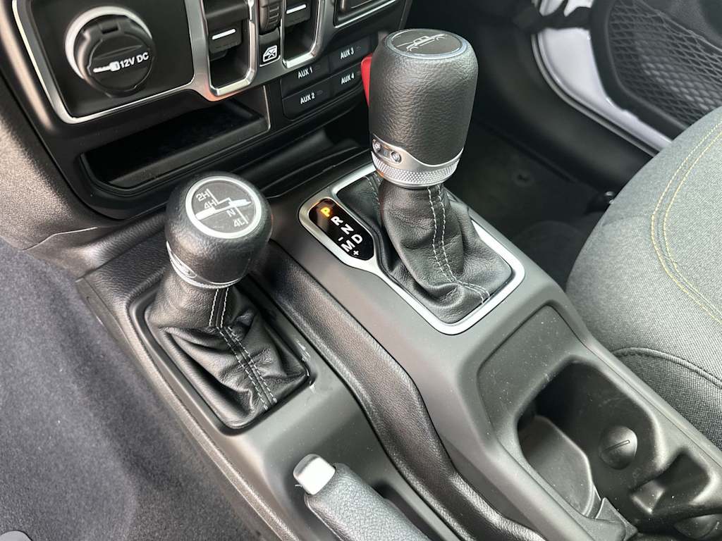 Thumbnail: 2026 Jeep Gladiator - 21