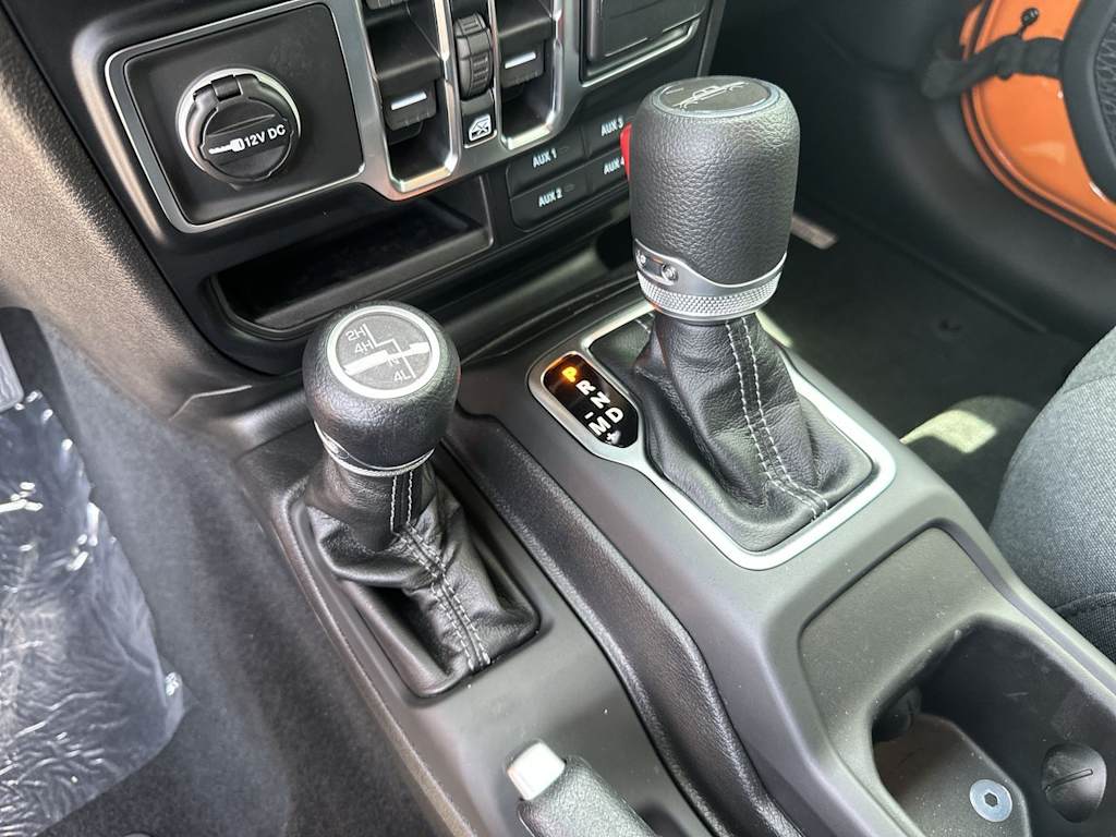 Thumbnail: 2026 Jeep Gladiator - 21