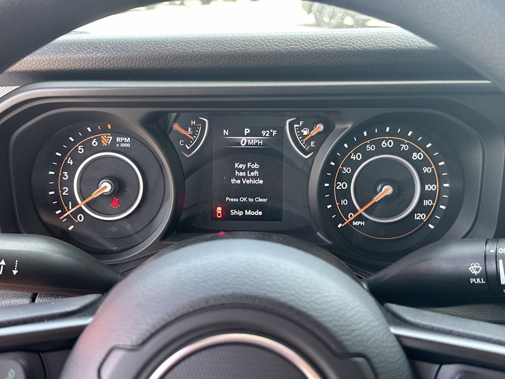 Thumbnail: 2026 Jeep Gladiator - 12