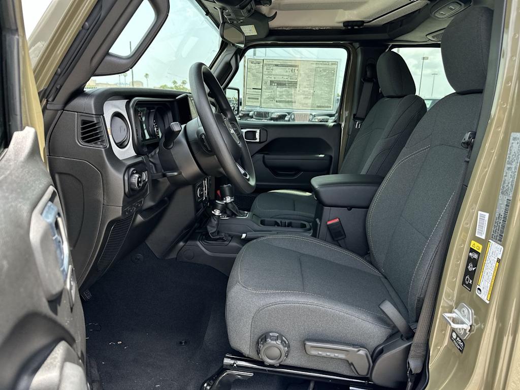 Thumbnail: 2026 Jeep Gladiator - 9