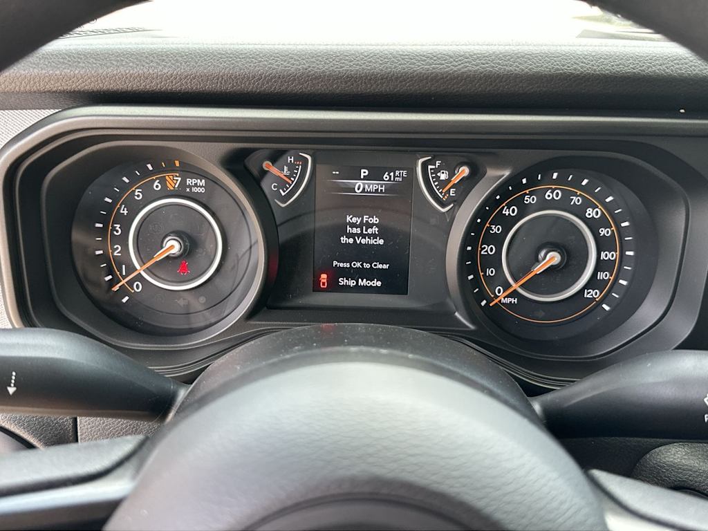 Thumbnail: 2026 Jeep Gladiator - 12