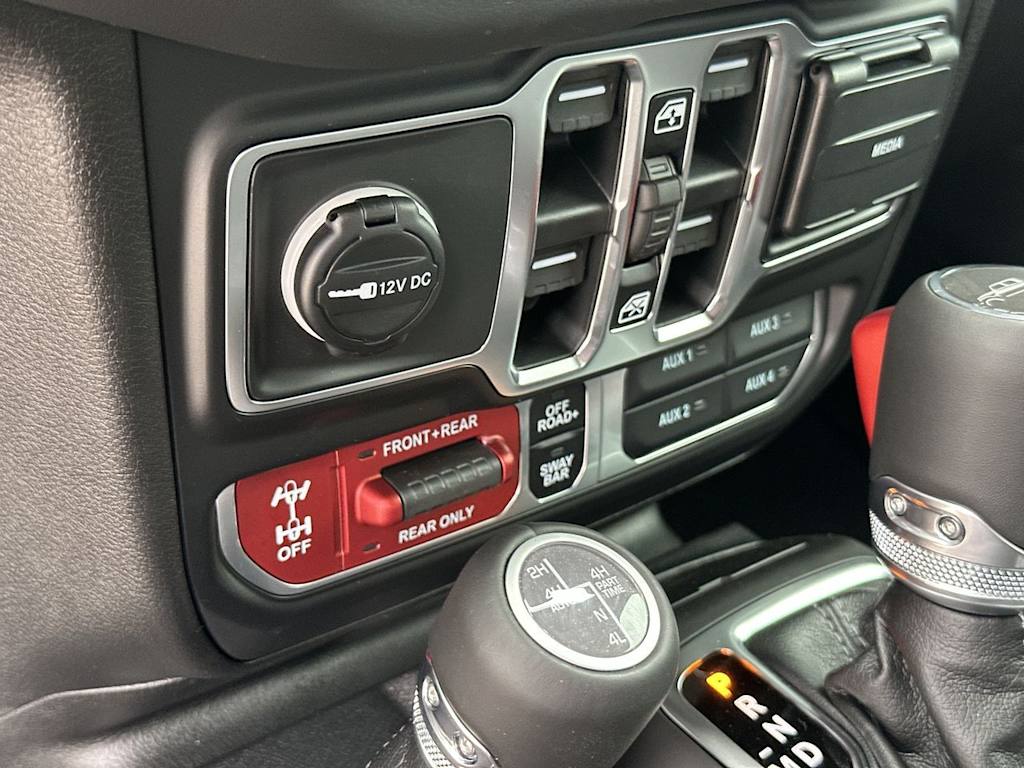 Thumbnail: 2026 Jeep Gladiator - 23