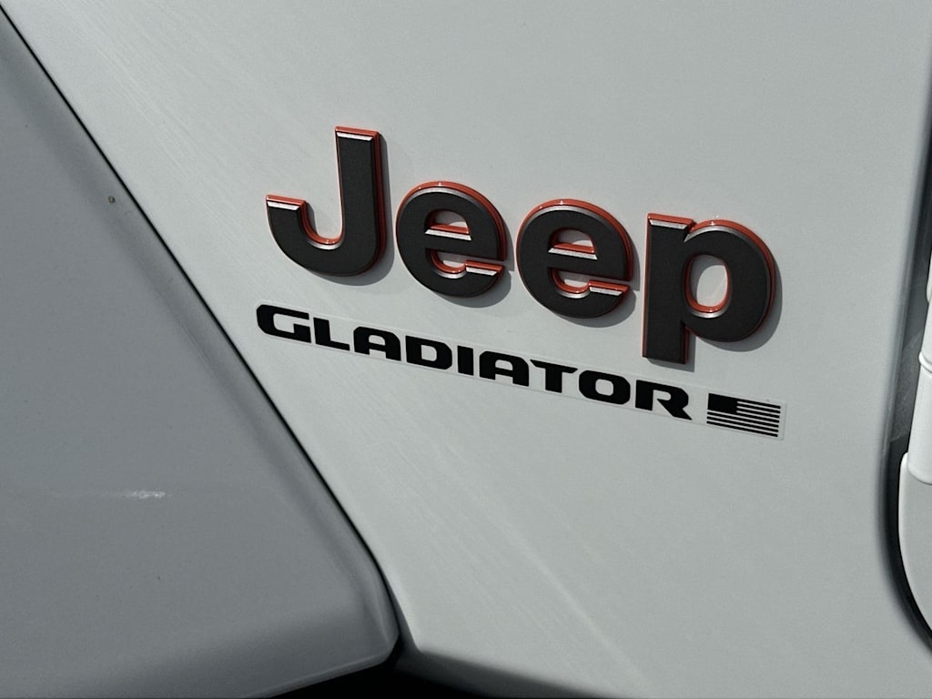 Thumbnail: 2026 Jeep Gladiator - 18