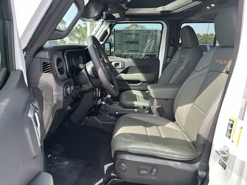 Thumbnail: 2026 Jeep Gladiator - 9