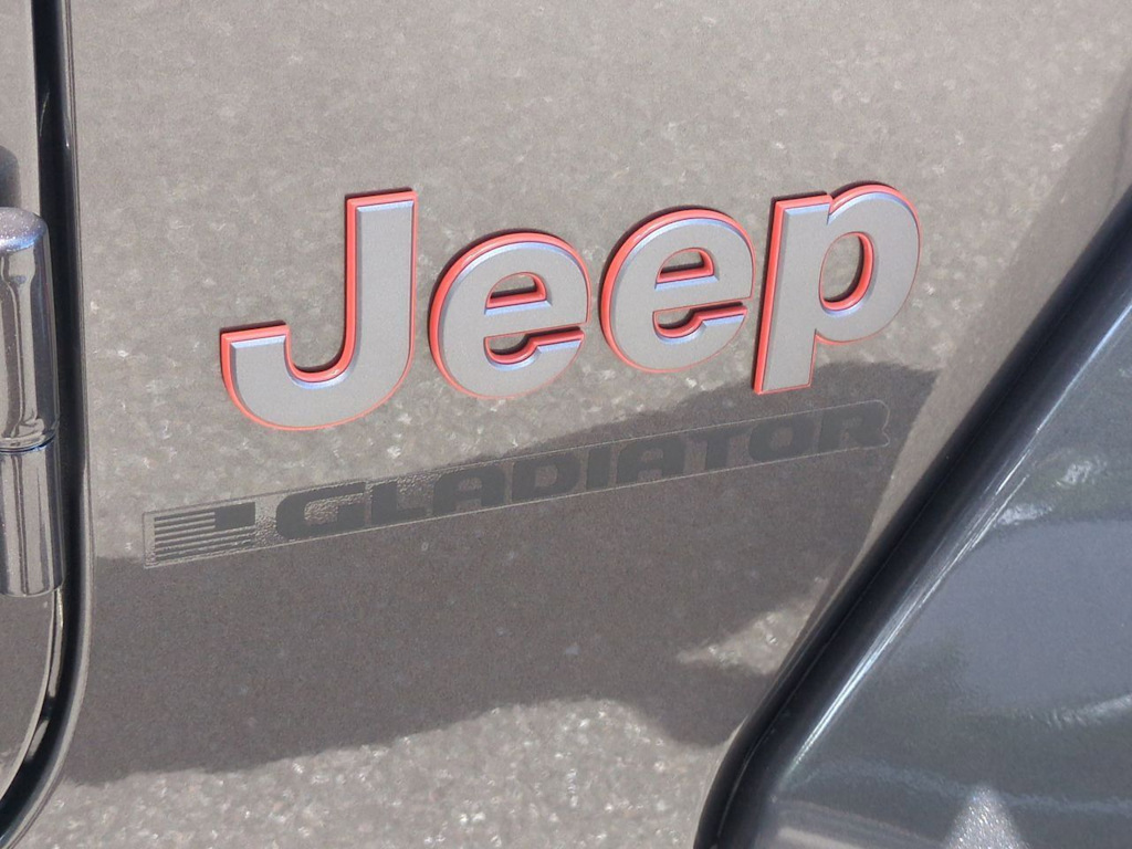 Thumbnail: 2026 Jeep Gladiator - 24
