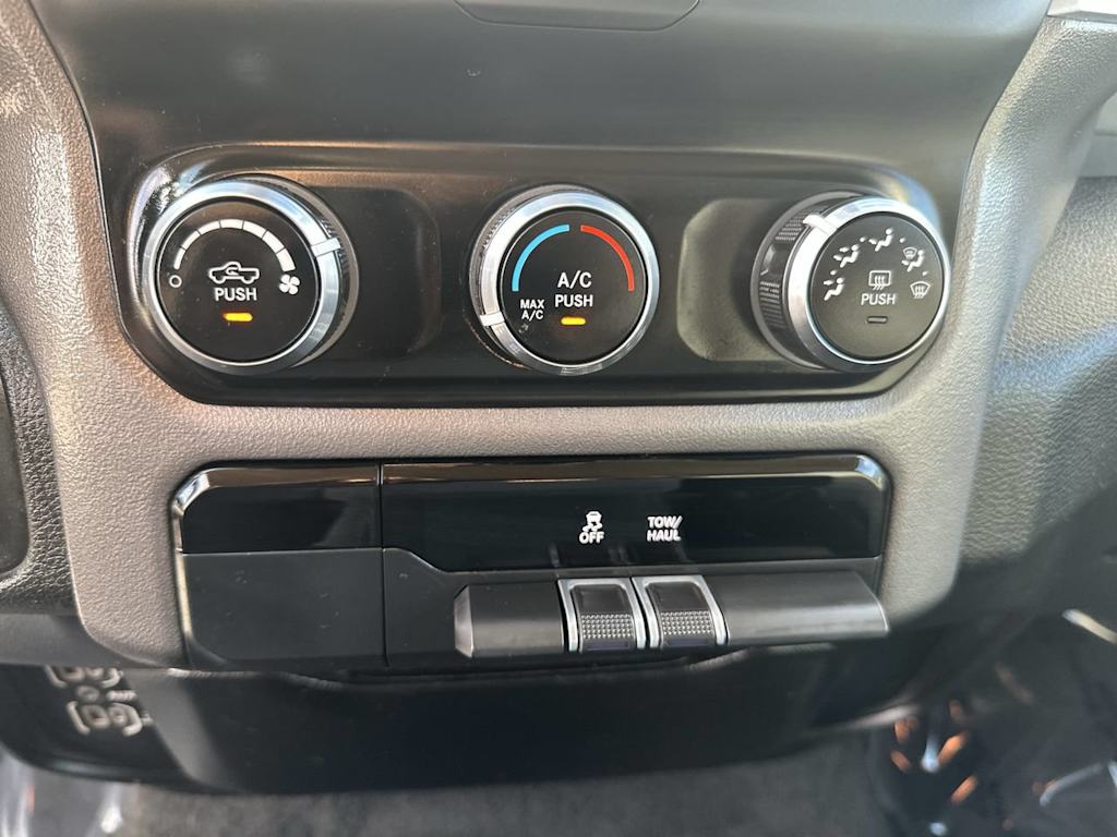 Thumbnail: 2020 RAM 1500 - 25
