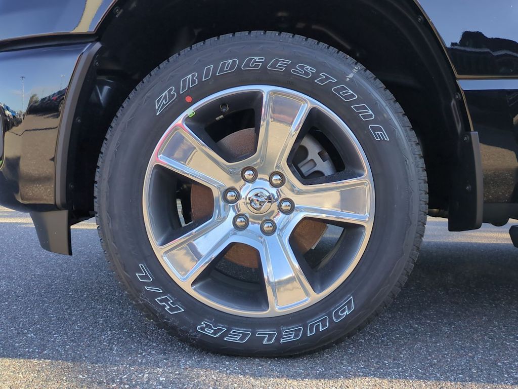Thumbnail: 2026 RAM 1500 - 8