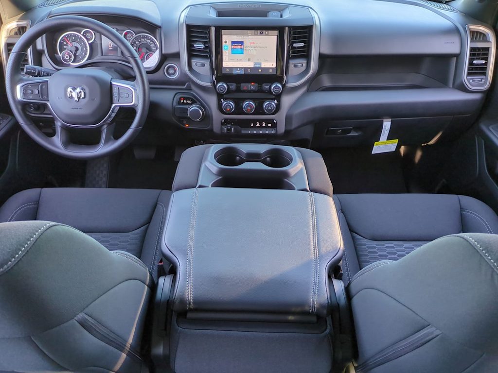 Thumbnail: 2026 RAM 1500 - 9
