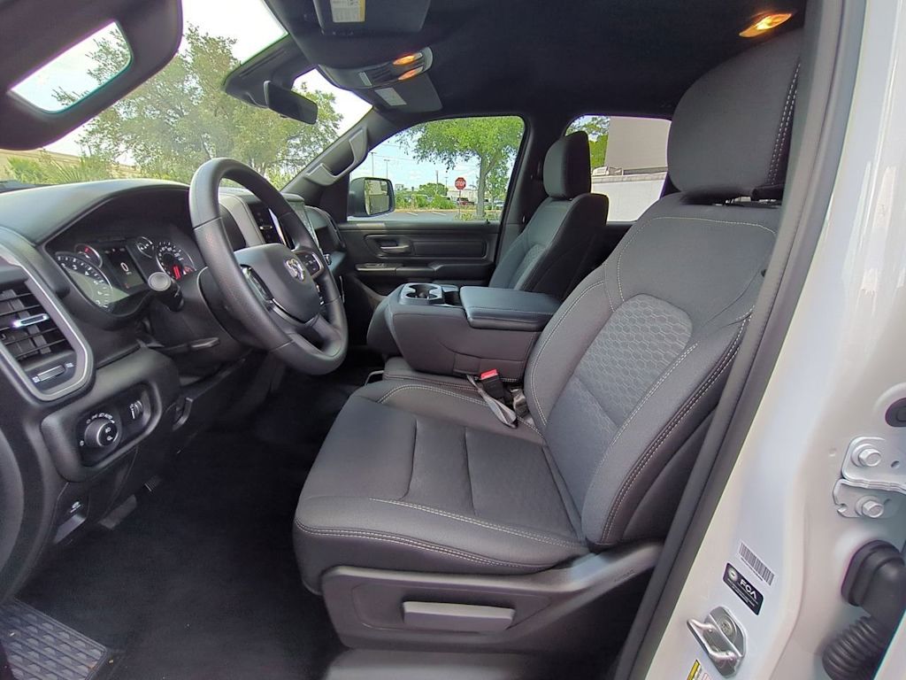 2025 RAM 1500 Tradesman 11