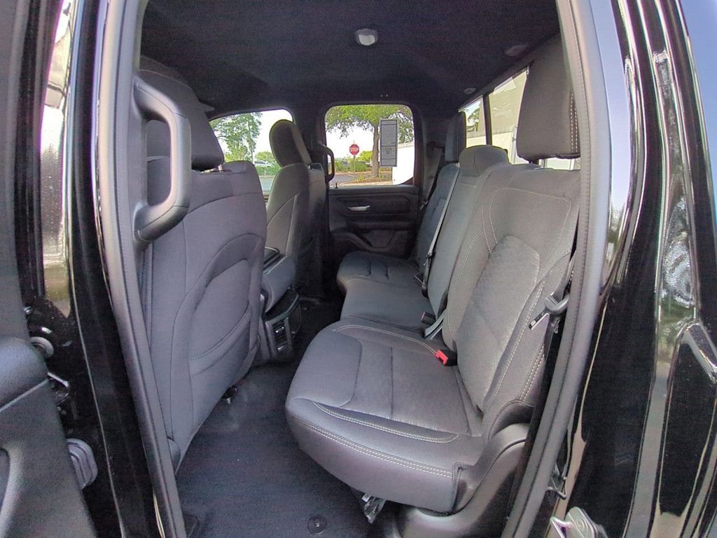 Thumbnail: 2025 RAM 1500 - 26