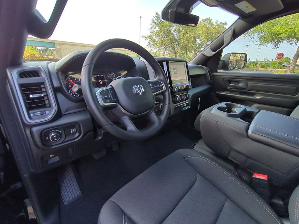 Thumbnail: 2025 RAM 1500 - 2