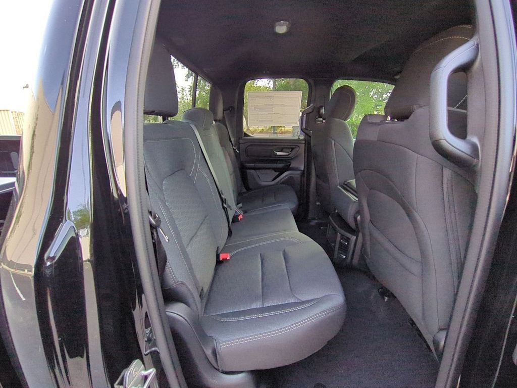 Thumbnail: 2025 RAM 1500 - 27