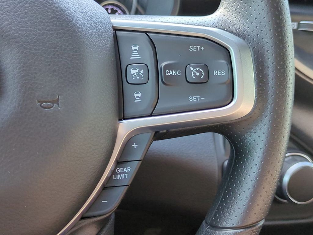 Thumbnail: 2025 RAM 1500 - 29