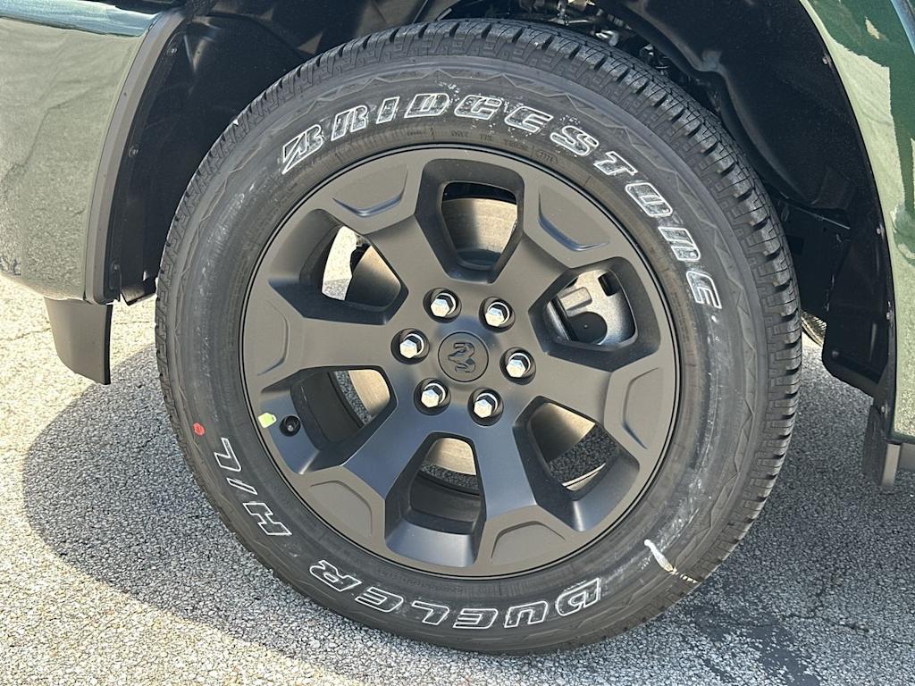 Thumbnail: 2026 RAM 1500 - 8