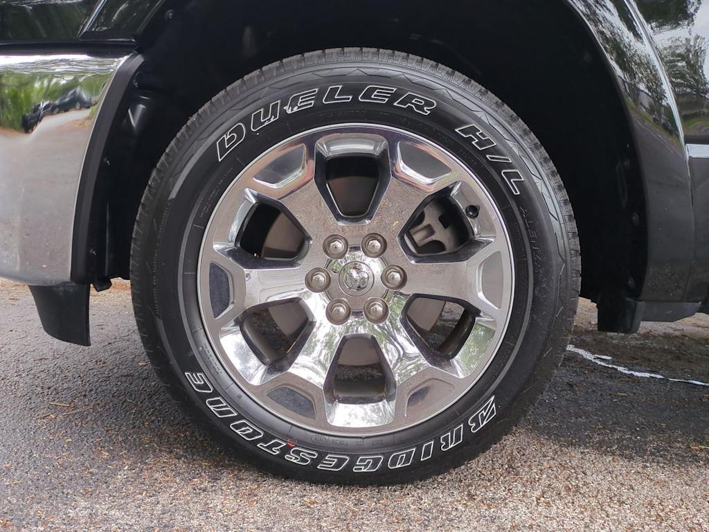 Thumbnail: 2026 RAM 1500 - 8