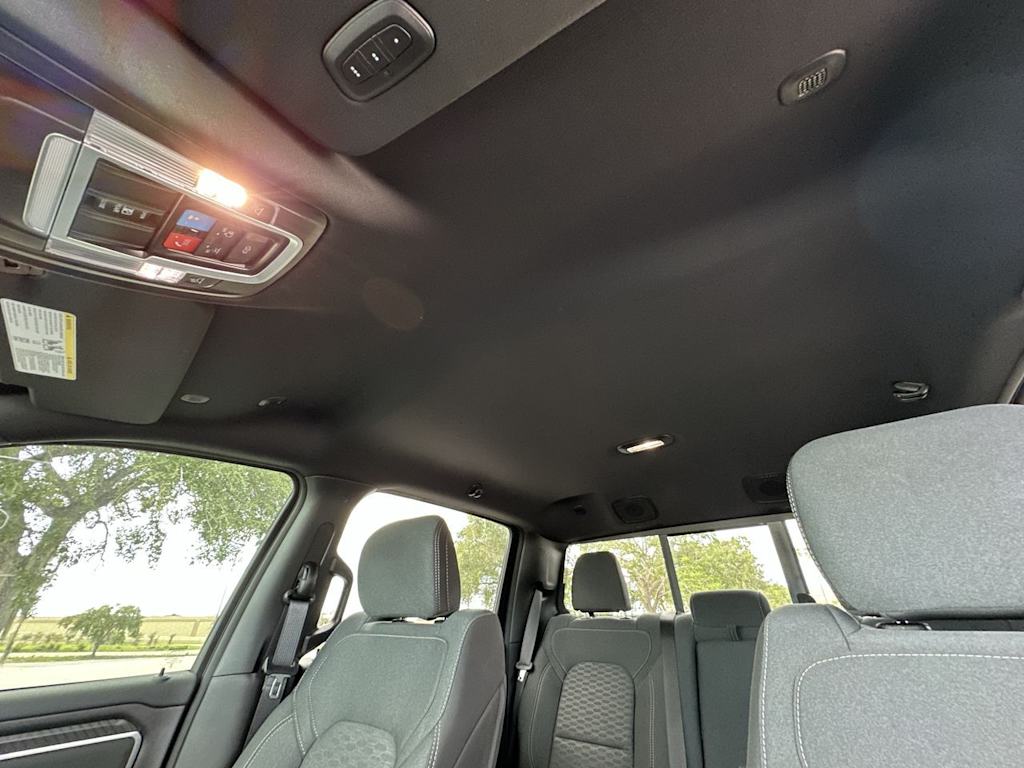 Thumbnail: 2026 RAM 1500 - 26