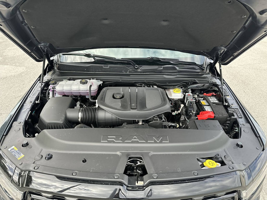 Thumbnail: 2026 RAM 1500 - 9